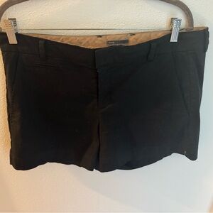 Vince Women's Black Shorts - 12